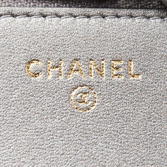Chanel Silver Studded Lambskin Leather WOC Clutch Bag - Picture 5 of 12